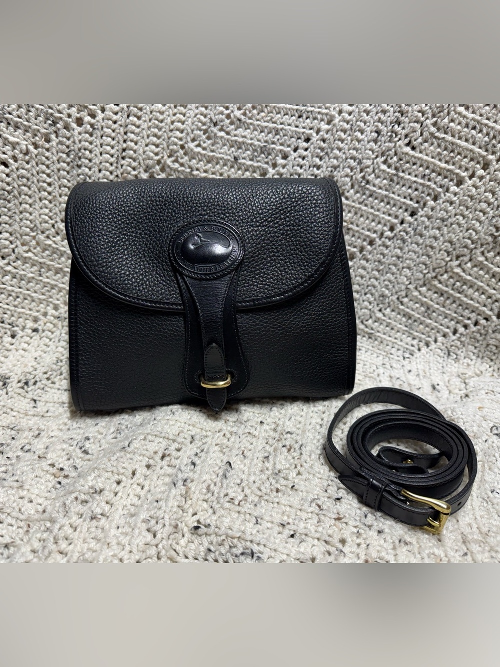 Vintage Dooney and Bourke Black Essex Crossbody